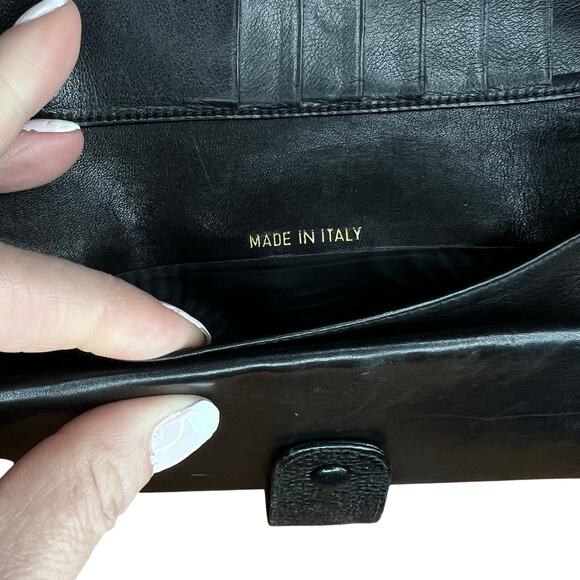 Chanel Black Caviar Long Wallet with kiss lock. - Picture 10 of 16